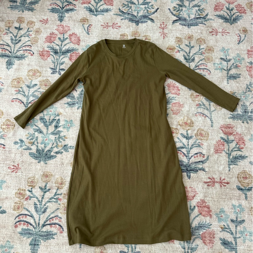 NWT able olive maxi t shirt dress. Large.